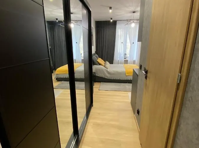 Διαμέρισμα St. Cross Krasków